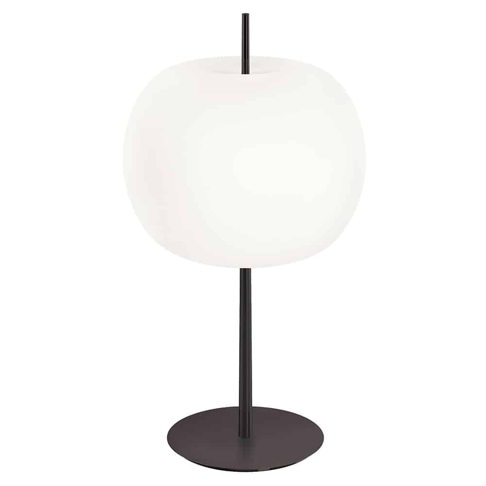 Kushi XL Table lampada da tavolo in verto soffiato opalino asta nera Kdln Prisma Light Consulenza Illuminotecnica shop online