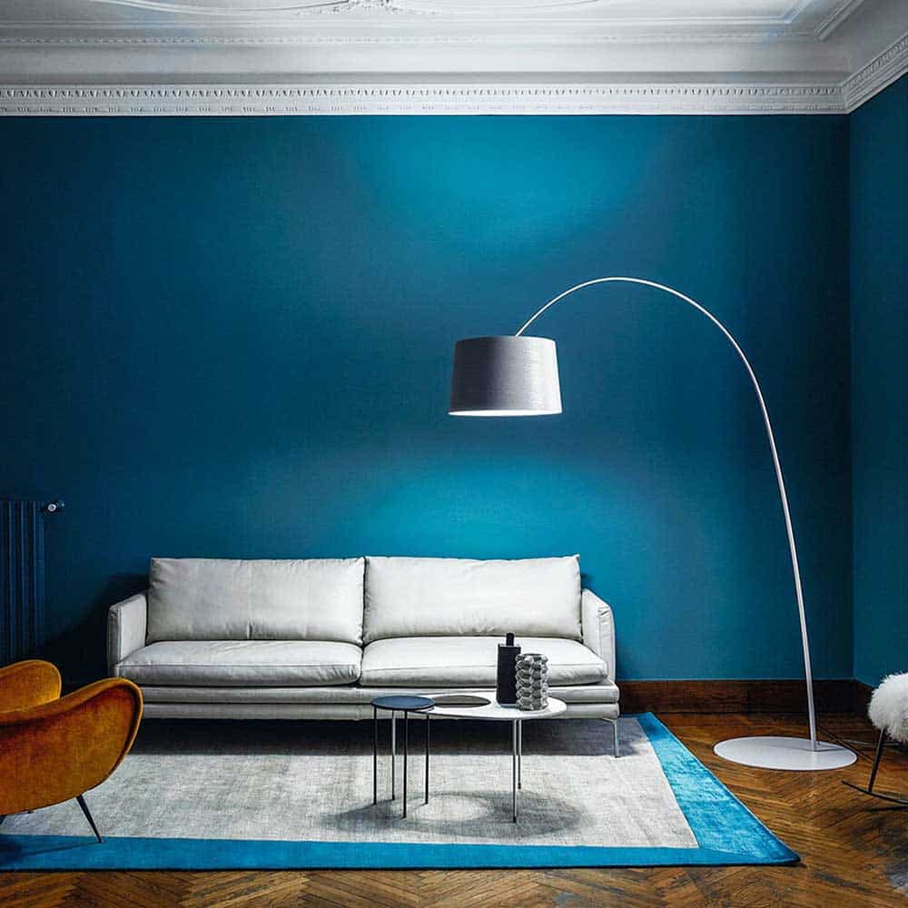 Twiggy lampada Da terra ad arco led bianco ambientata Foscarini Prisma Light consulenza illuminotecnica shop online