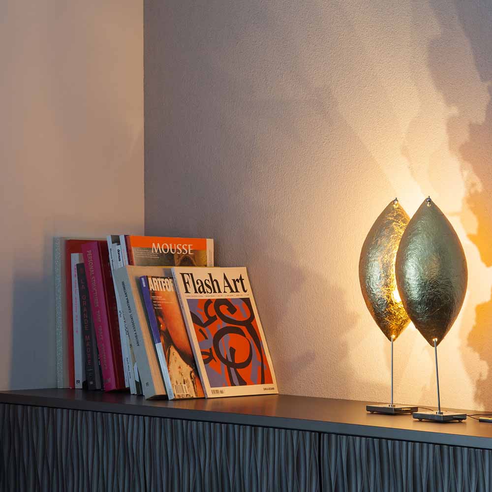 Postkrisi-10-Malagolina-tavolo-Ambiente-catellani-&-Smith-Prisma-Light-Store-Lampade-Noci