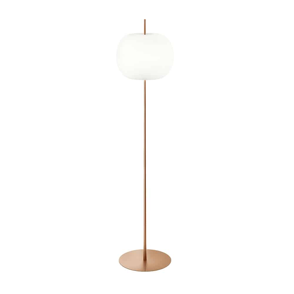 Kushi XL Floor lampada da Terra Sfera in verto soffiato opalino asta Rame Kdln Prisma Light Consulenza Illuminotecnica shop online