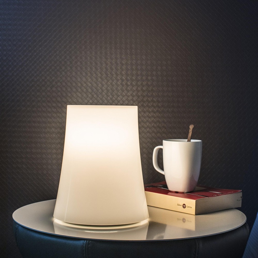 Birdie Zero Grande Lampada Da Tavolo Led Foscarini Ambientata Prisma Light
