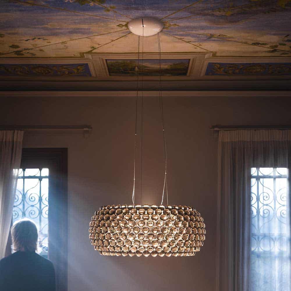 Caboche Plus Grande Led Lampada da Sospensione Grigio Foscarini ambientata Prisma Light