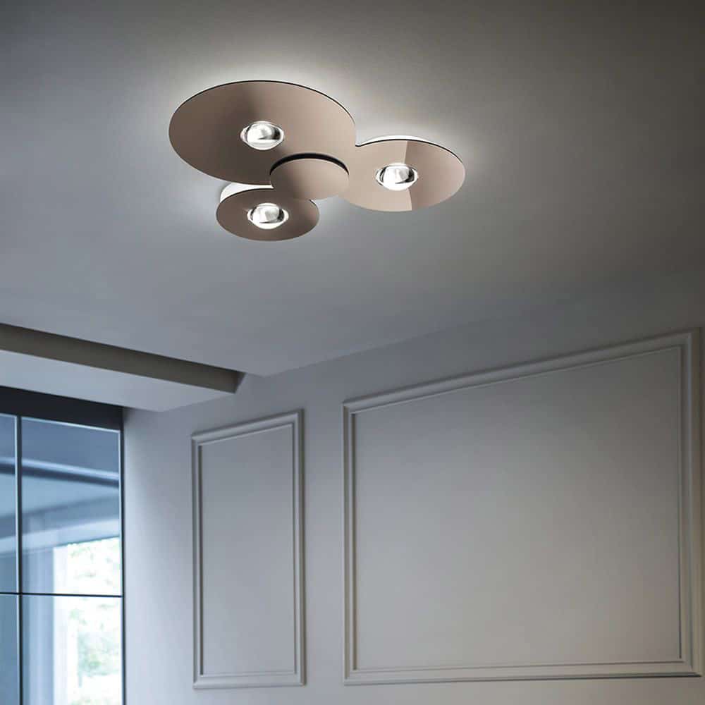 Bugia-Triple-Parete-Soffitto-Led-2700K-O-3000K-Corpo-Lampada-Bronzo-Lucido-Lodes-Prisma-Light-Ambientata-Store