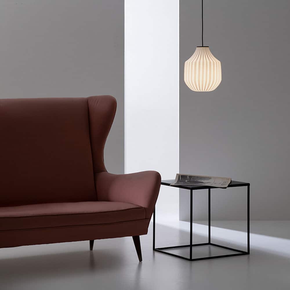 karman-Circus-BB lampada a sospensione vetro soffiato bianco ambientata Karman Prisma Light consulenza illuminotecnica shop online