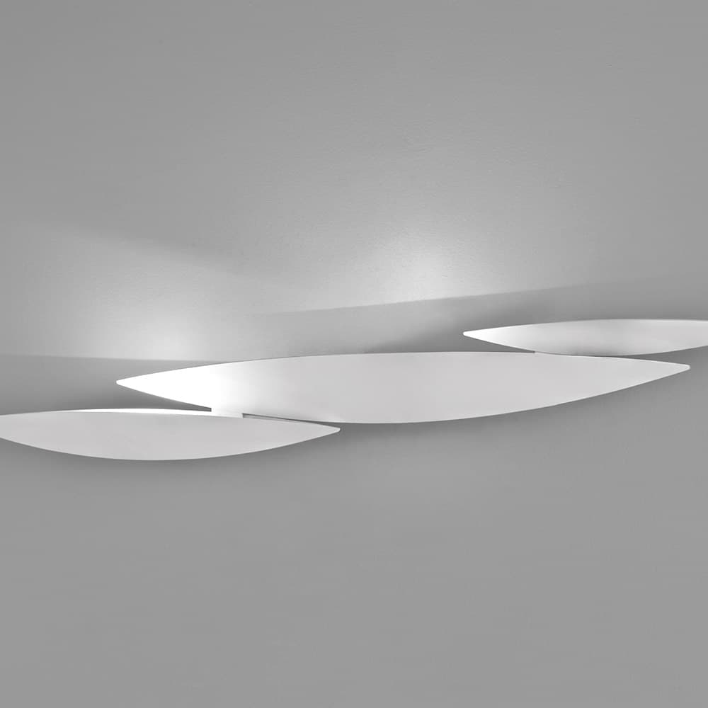 I Lucci Argentati Wall Lampada a Parete Con Led Integrato Colore Bianco Terzani La Luce Pensata Prisma Light Consulenza Illuminotecnica Store Lampade