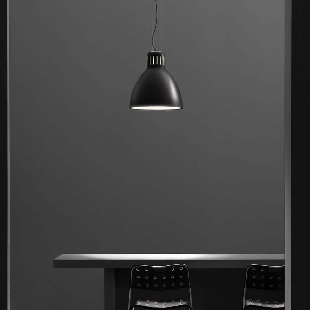 JJ-Big-Pendant-Lampada-Sospensione-led-Ambientata-Home-Alluminio-Acciaio-Leucos-Prisma-Light-Consulenza-Illuminotecnica-Shop Online
