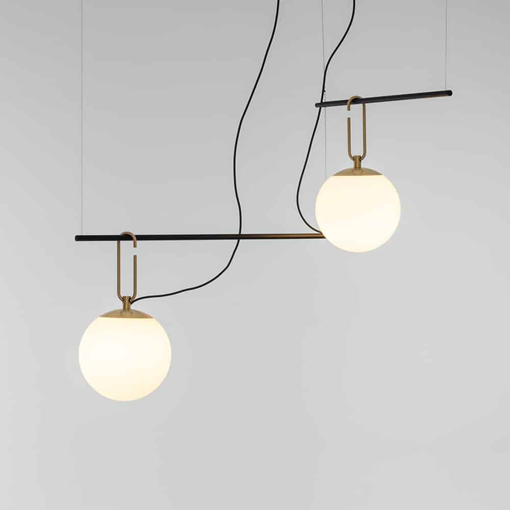 nh S3 2 Arms 1282010A lampada a sospensione Artemide ottone e nero in composizione Prisma Light negozio illuminazione