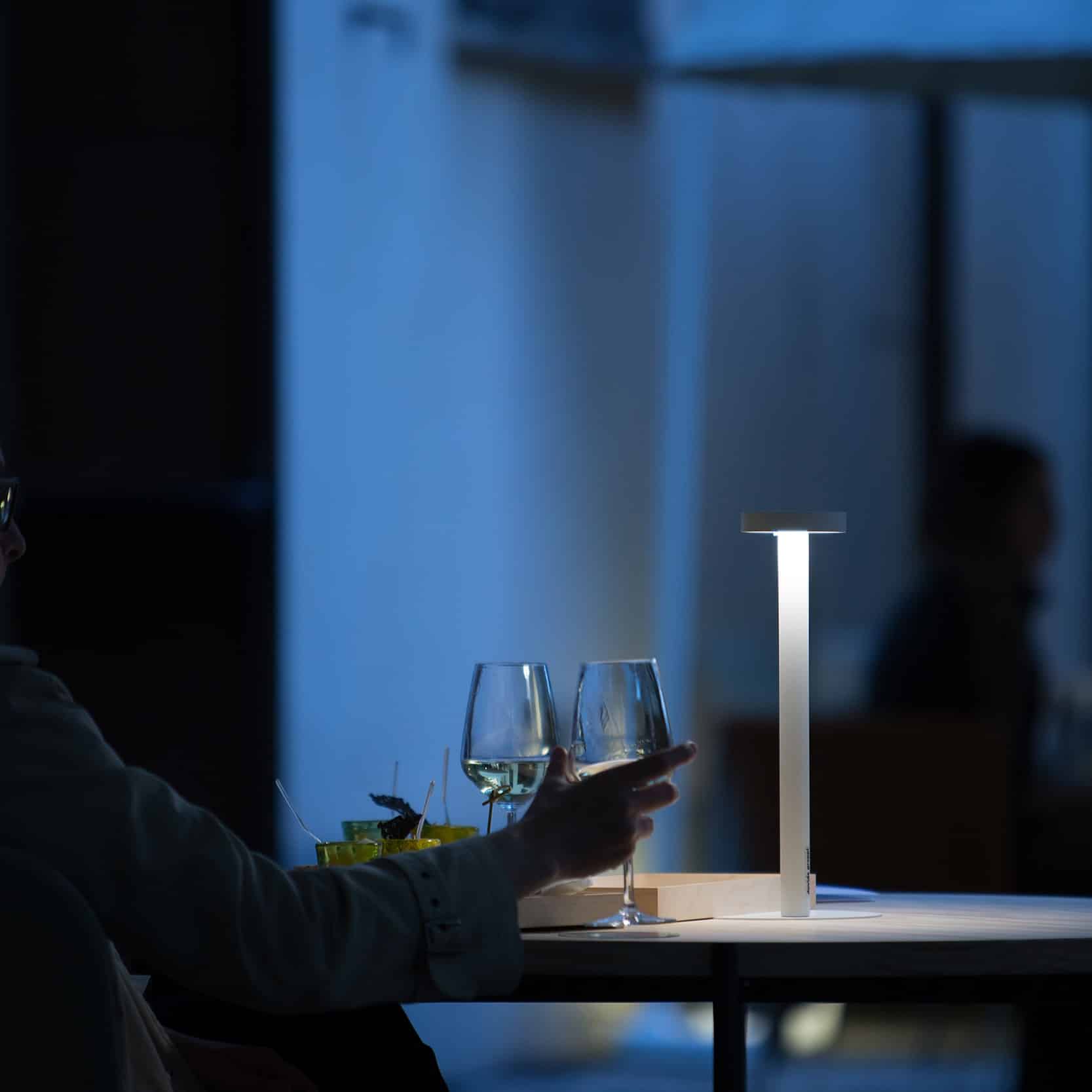 TeTaTeT - Lampada da Tavolo Wireless - immagine 10