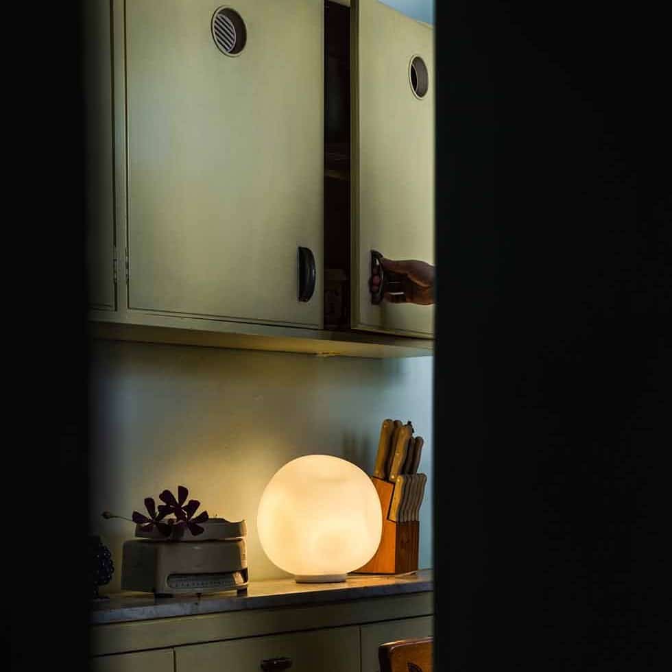 HOBA T - Lampada da Tavolo in Esposizione - immagine 3