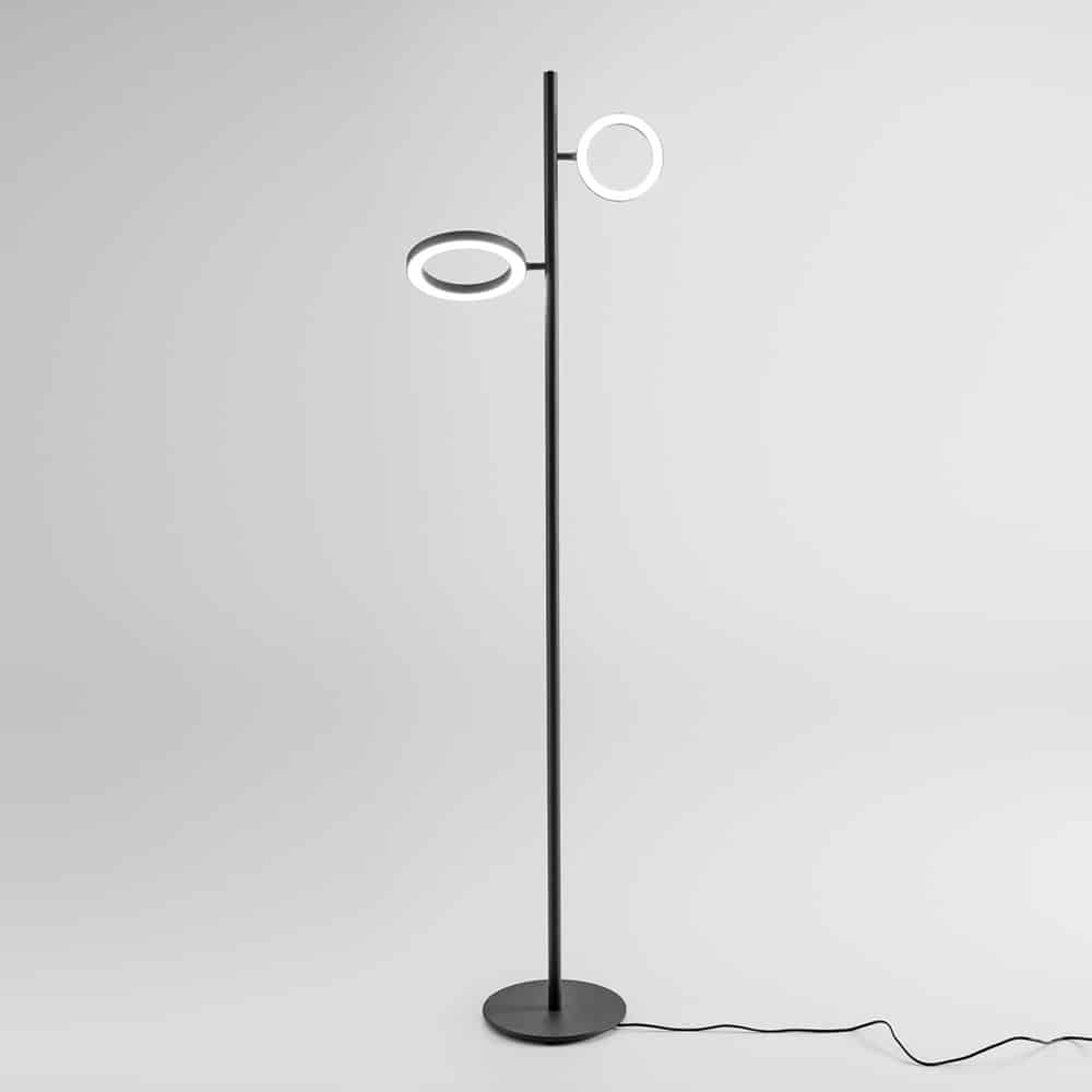 GPIN32-Floor-lampada-da-terra-Led-Gealuce-finitura-Nero-opaco-Prisma-Light.jpg