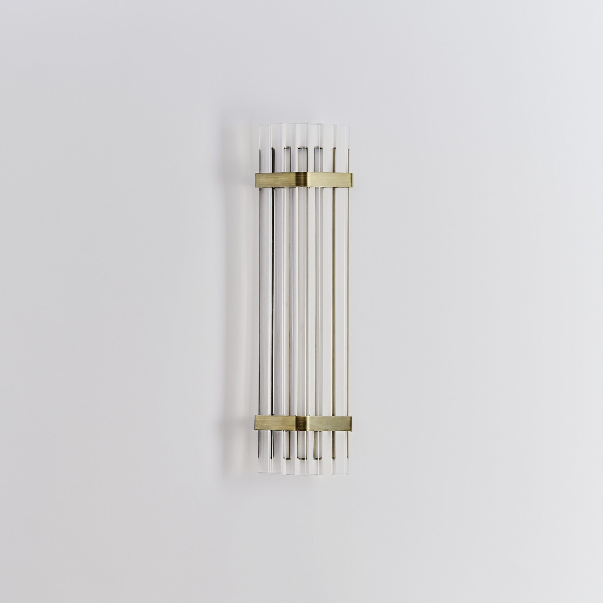 Seagull-W-600-lampada-da-parete-o-soffitto-DCWeditions-finitura-bronzo-ambientata-a-soffitto-Prisma-Light