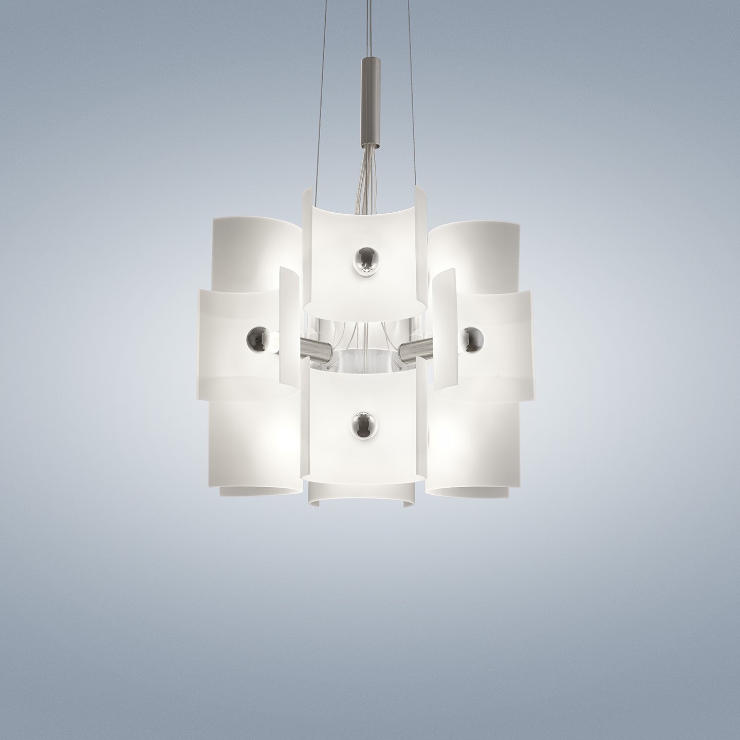 Grand-Etoile-lampada-a-sospensione-Foscarini-FN3310S200-16E50-in-cristallo-satinato-Prisma-Light1.jpg