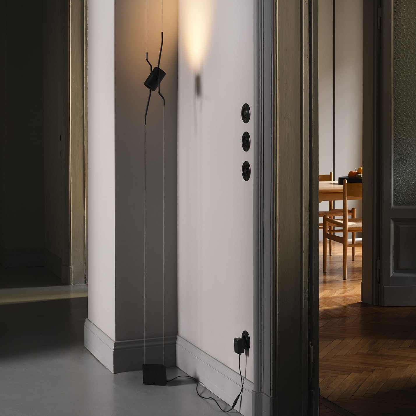 TENDU Floor - Lampada da Terra con Ancoraggio a Soffitto - immagine 2